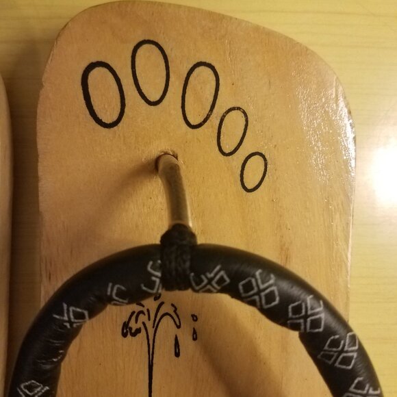 Wooden Flip-Flops - Picture 7 of 11